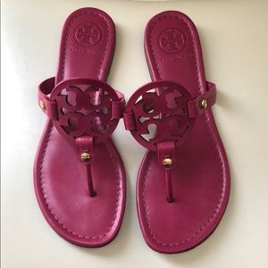 Miller Sandals in Fuschia